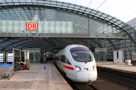 cheapest coach from berlin to london
